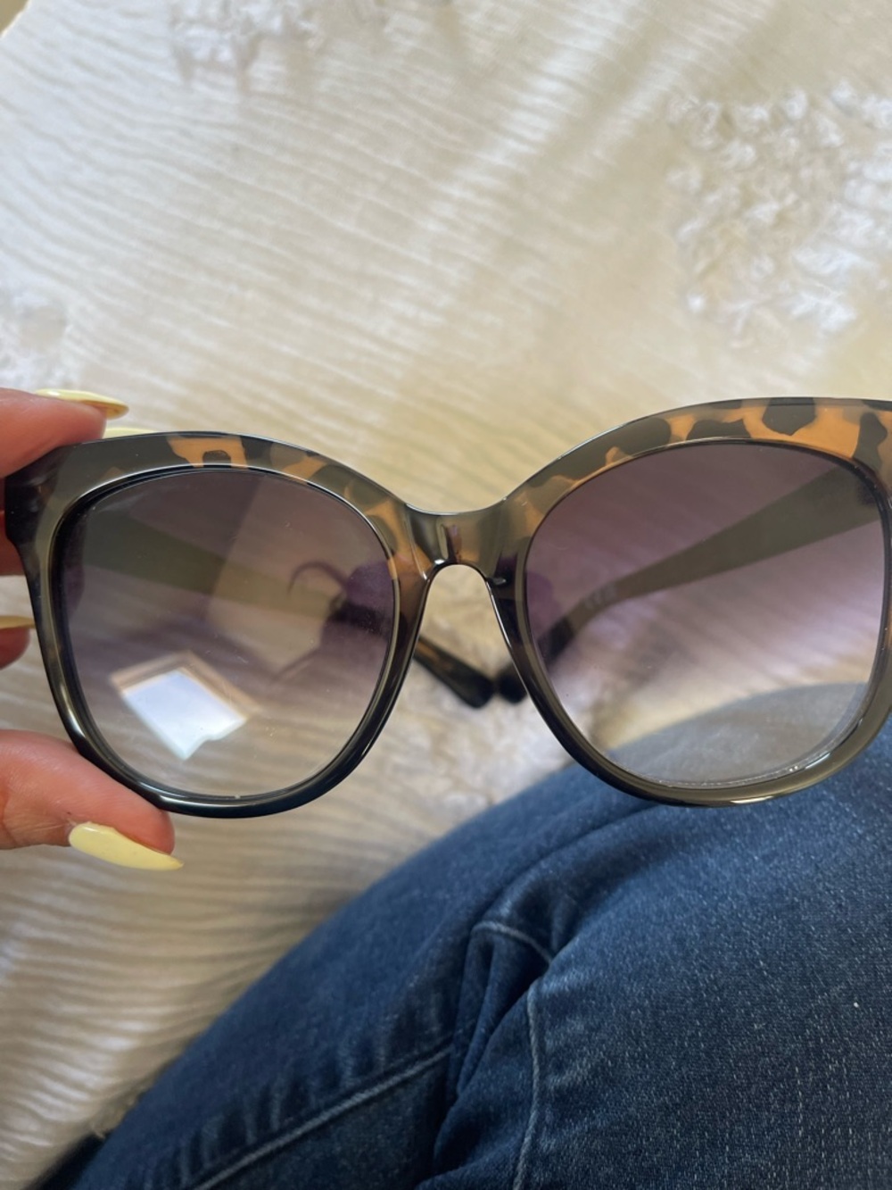 Quay Australia Tortoiseshell Cat-Eye Sunglasses with Brown Gradient Lenses - Picture 8 of 9